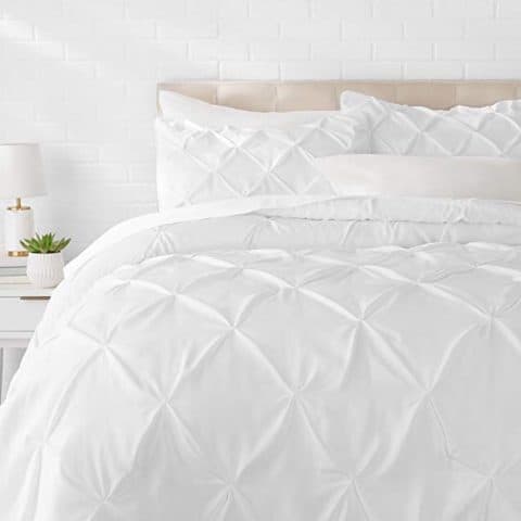 AmazonBasics Pinch Pleat Comforter Set Bright White