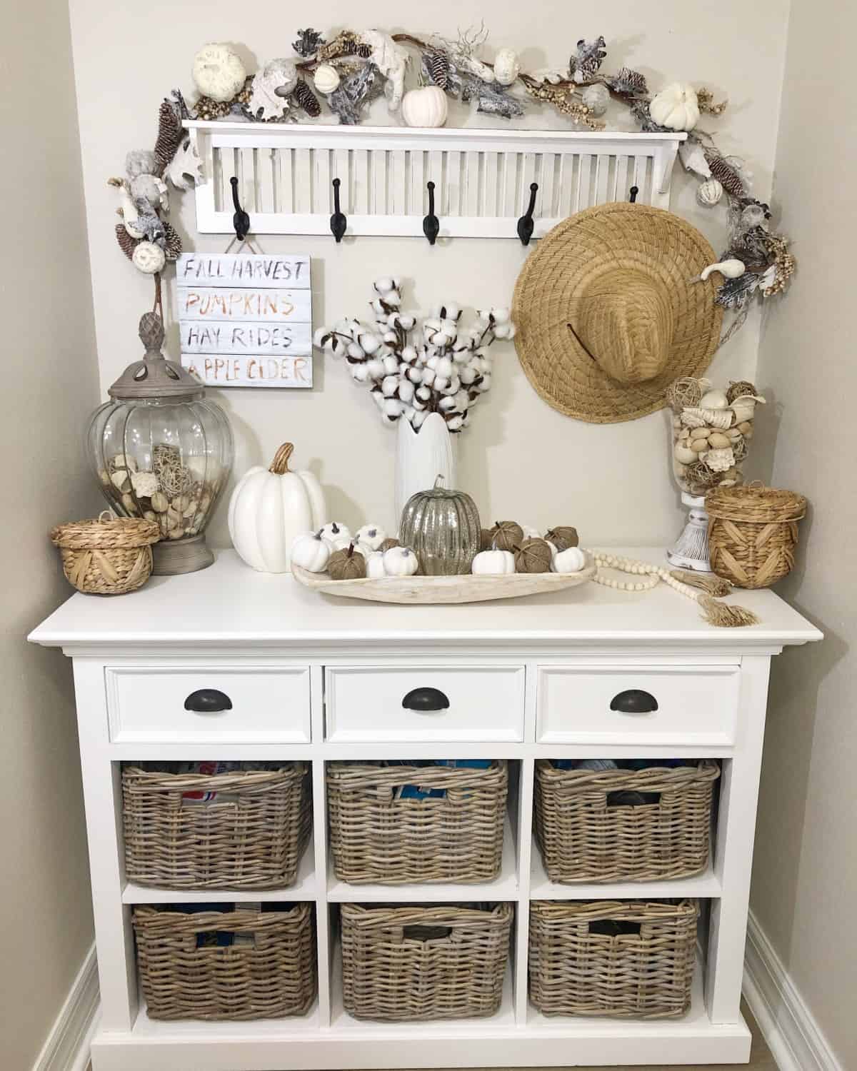 Coastal Cheryl Fall Decor